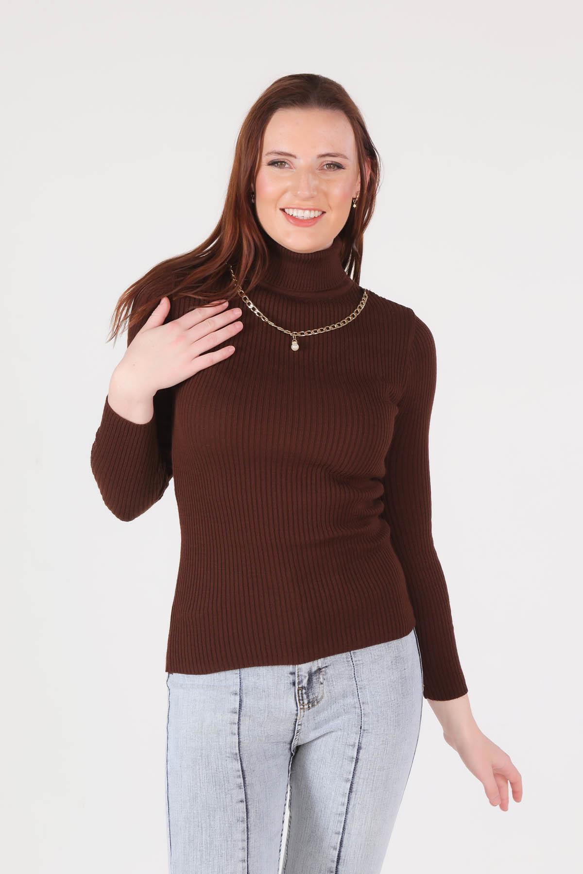 Acı Kahve Balıkçı Yaka Kolye Detay Kazak 009 - 4