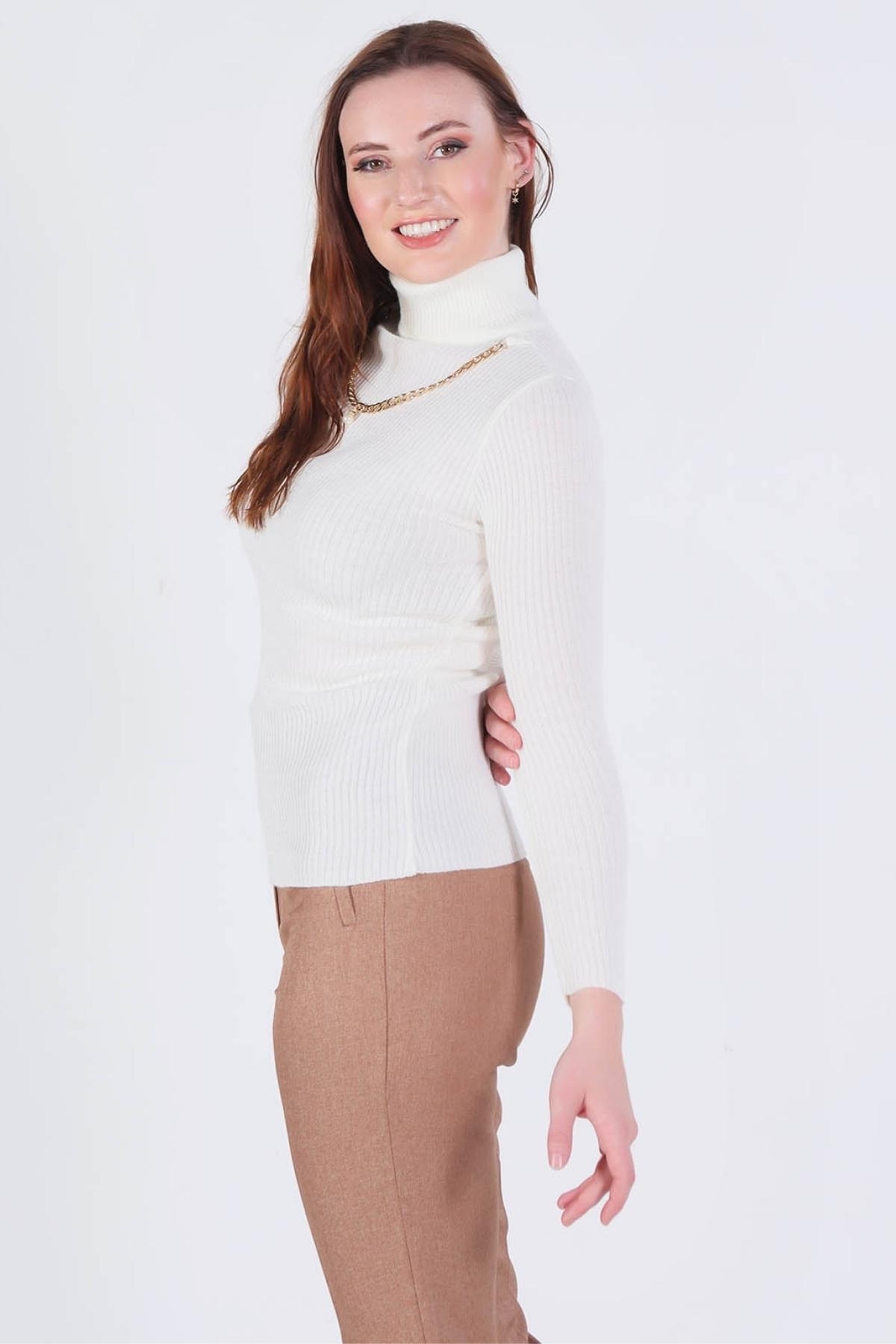 009 Balıkçı Yaka Kolye Detay Kazak Kemik - 2