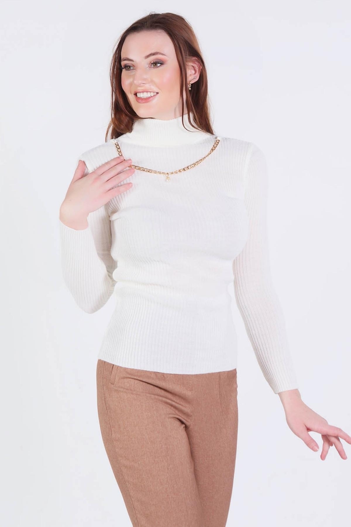 Kemik Balıkçı Yaka Kolye Detay Kazak 009 - 3