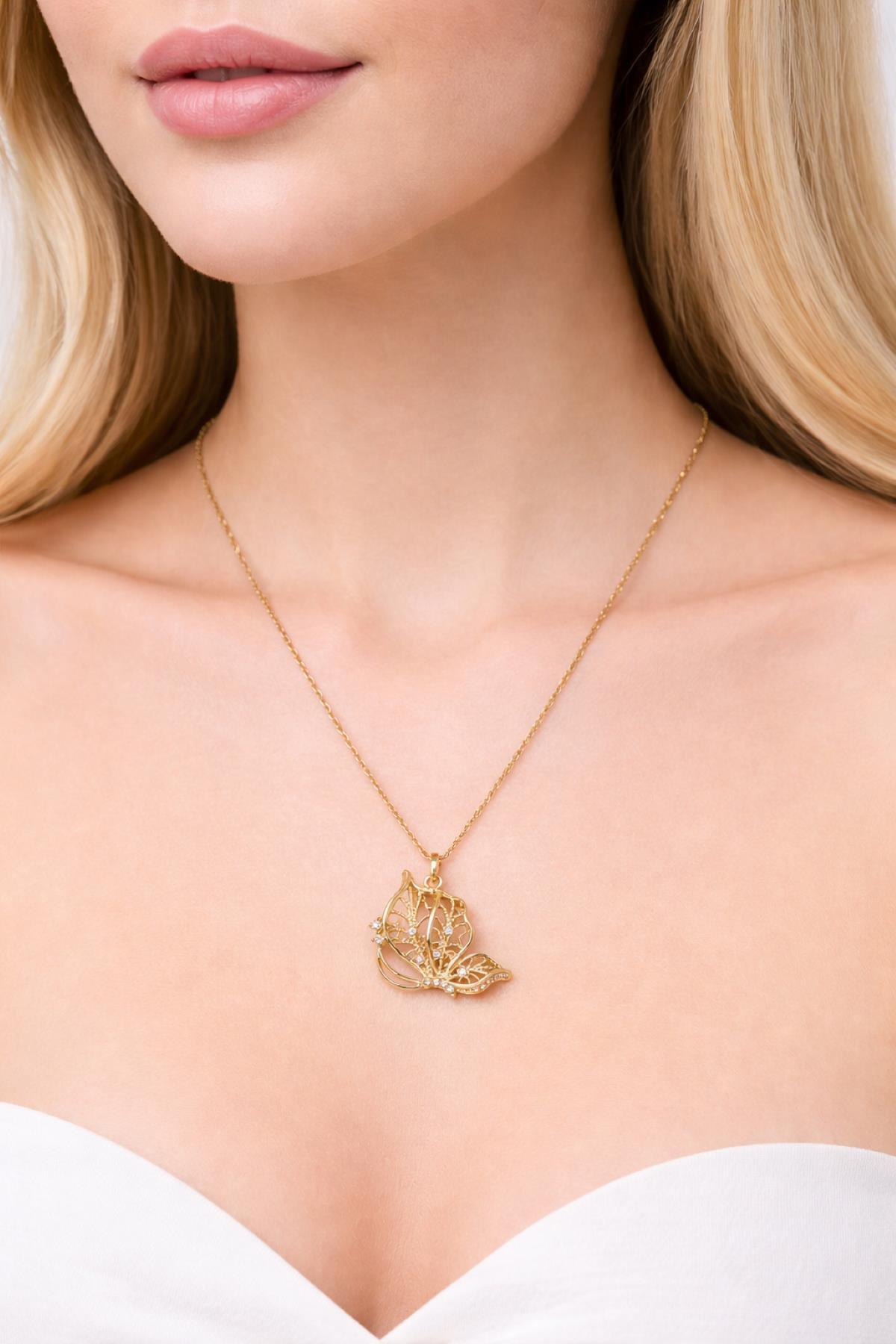 Gold Kelebek Figürlü Kolye 0104 - RAYS