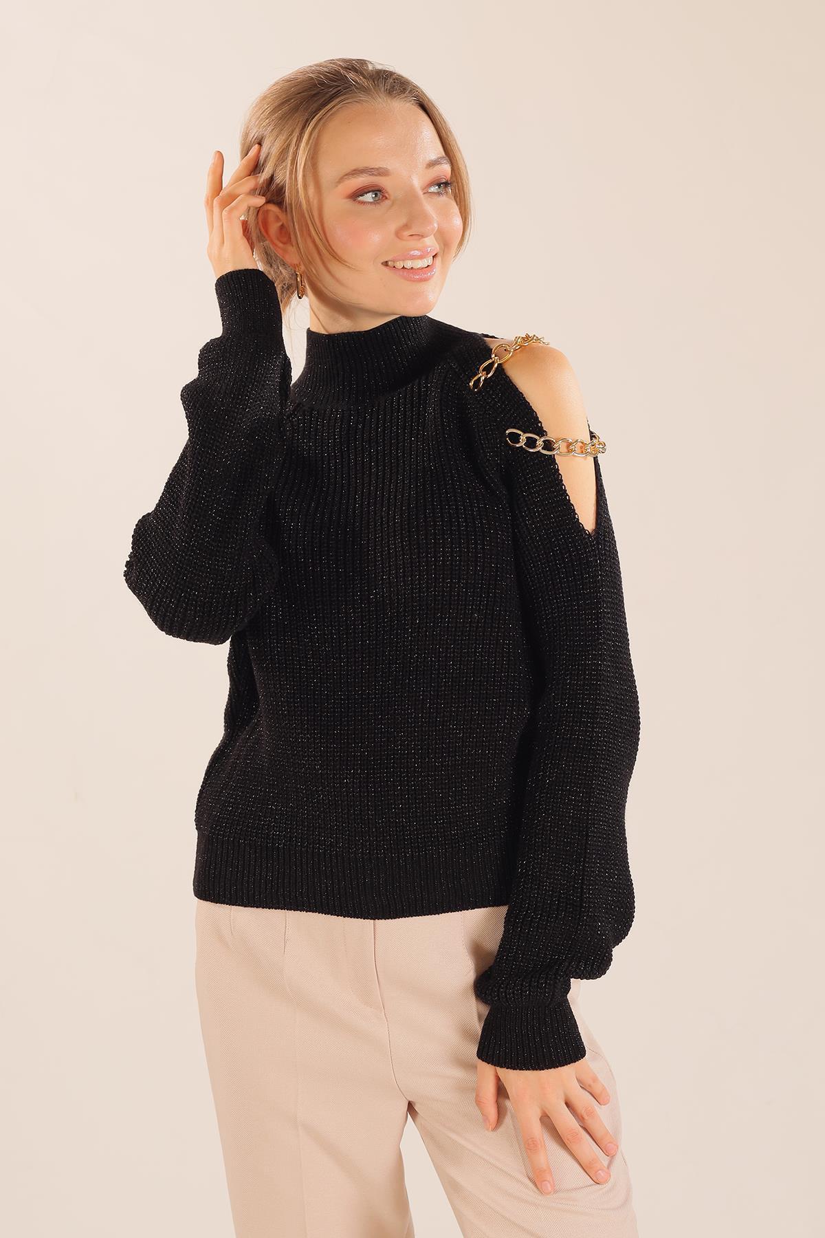 Siyah Omuz Dekolte Zincirli Kazak 057 - 1