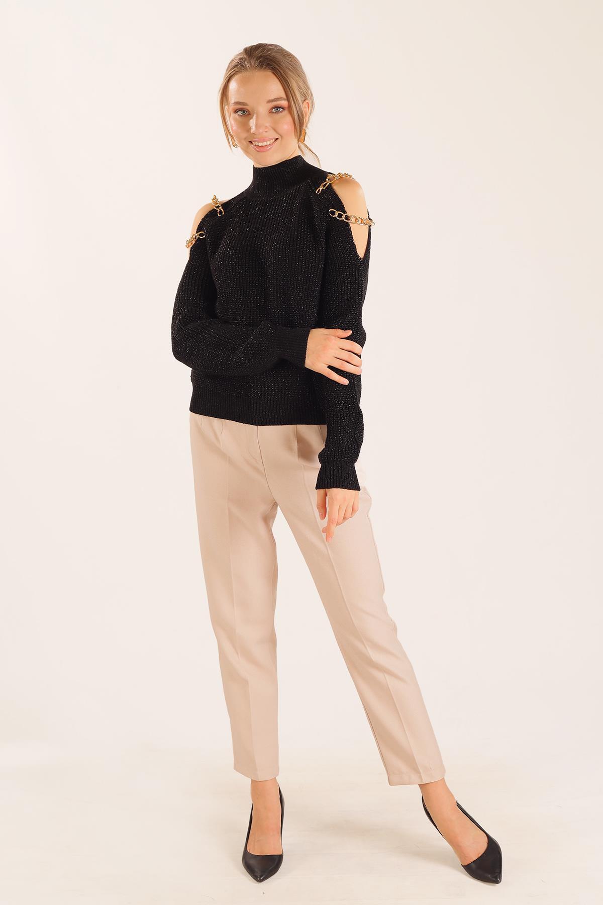 Siyah Omuz Dekolte Zincirli Kazak 057 - 6