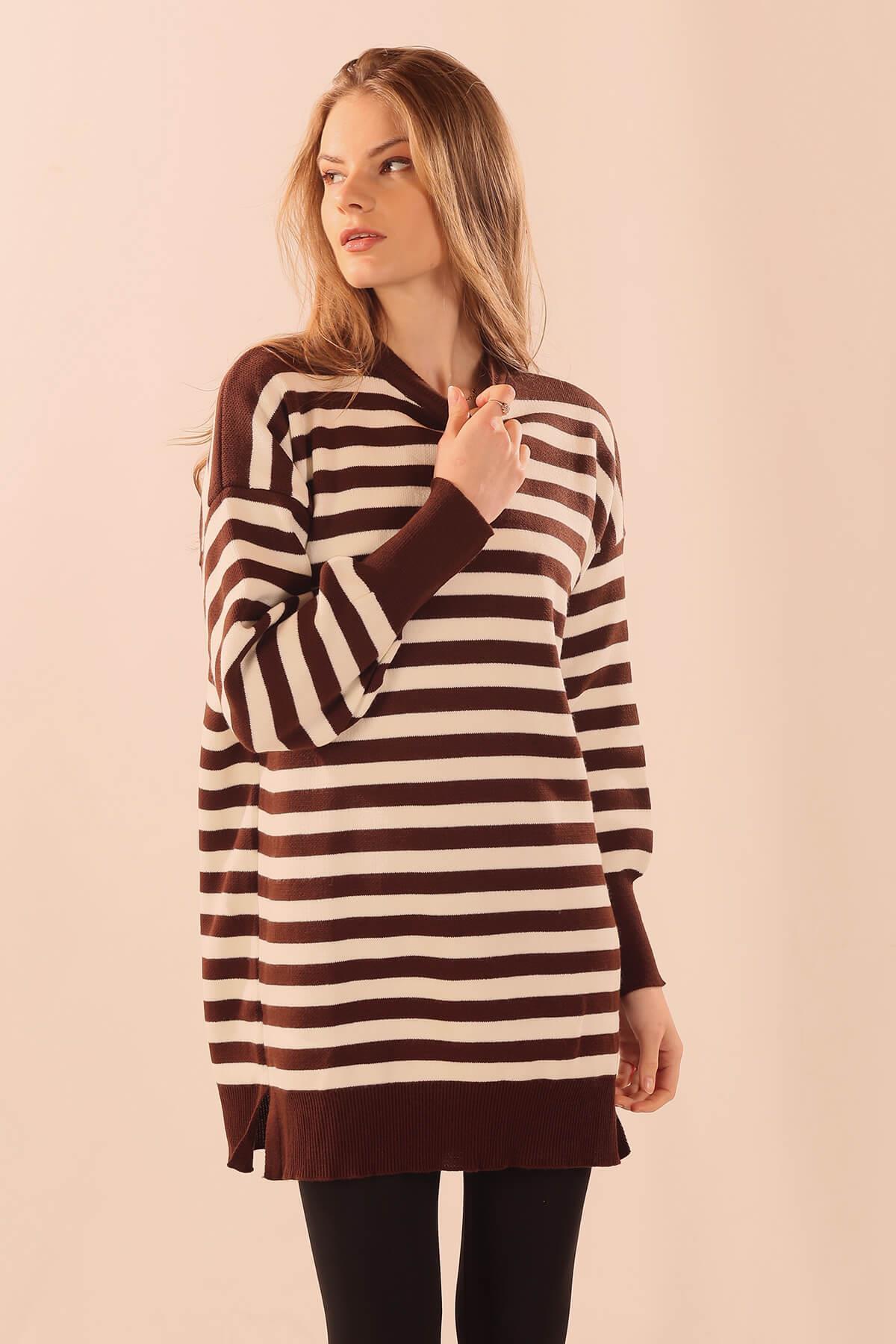 075 Bisiklet Yaka Yırtmaç Detay Tunik Acı Kahve - 3