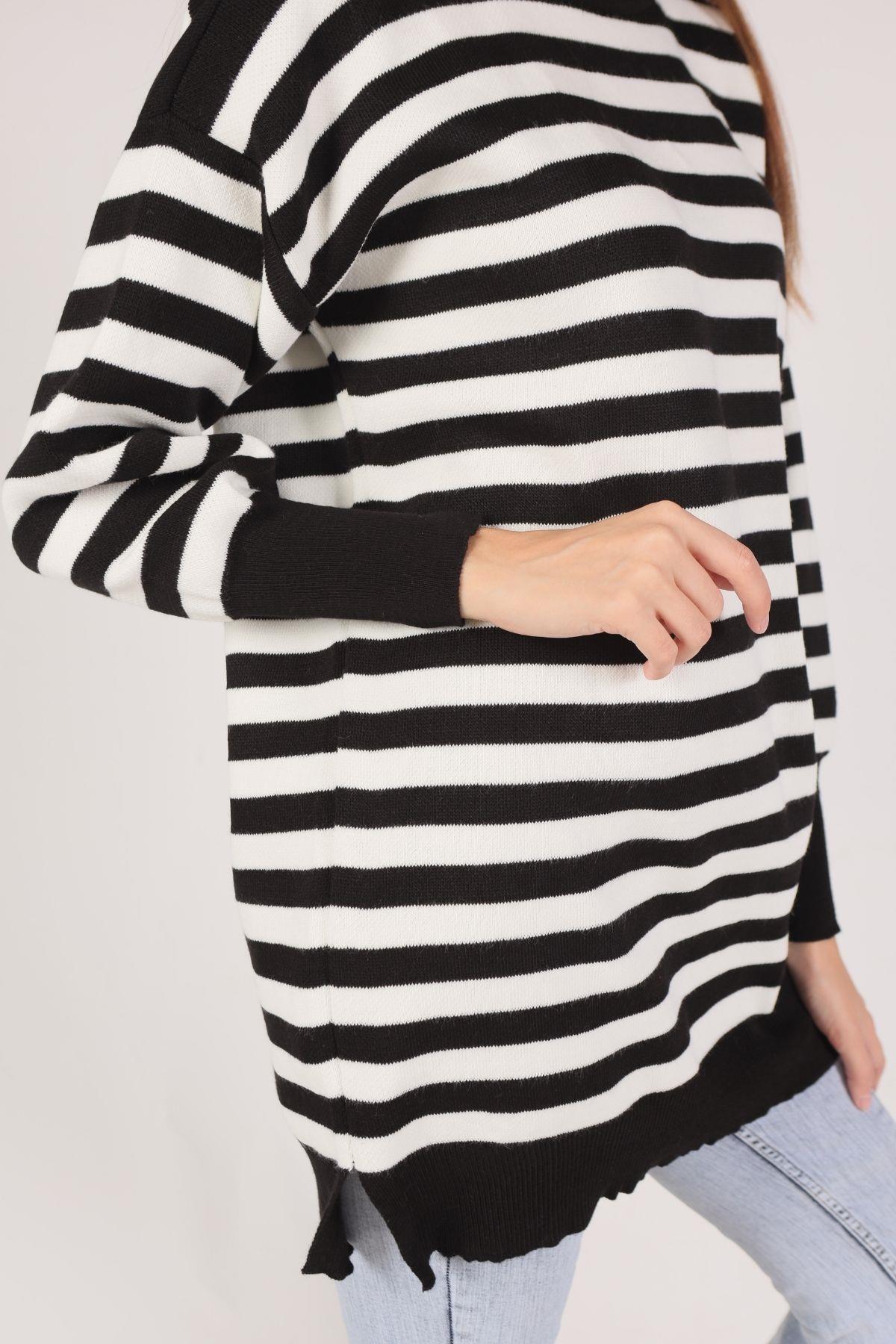 075 Bisiklet Yaka Yırtmaç Detay Tunik Siyah - 4