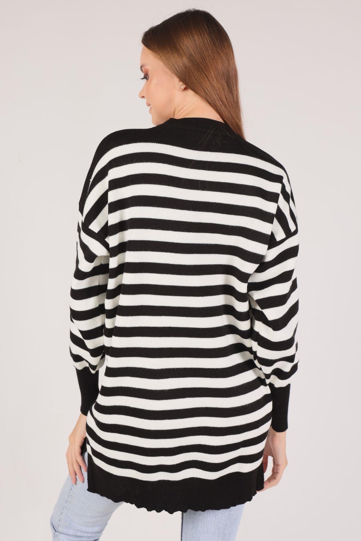 Siyah Bisiklet Yaka Yırtmaç Detay Kazak 075 - 3