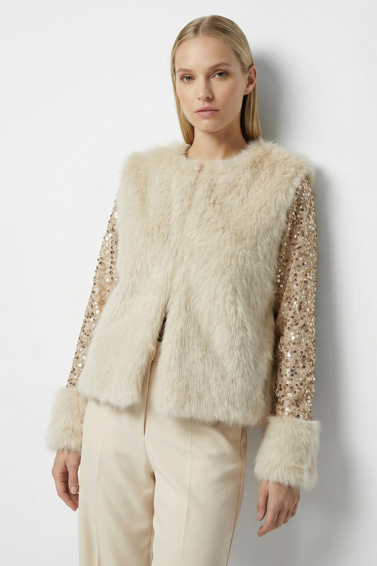 Taş Kol Pullu Kürklü Ceket 0832 - 1