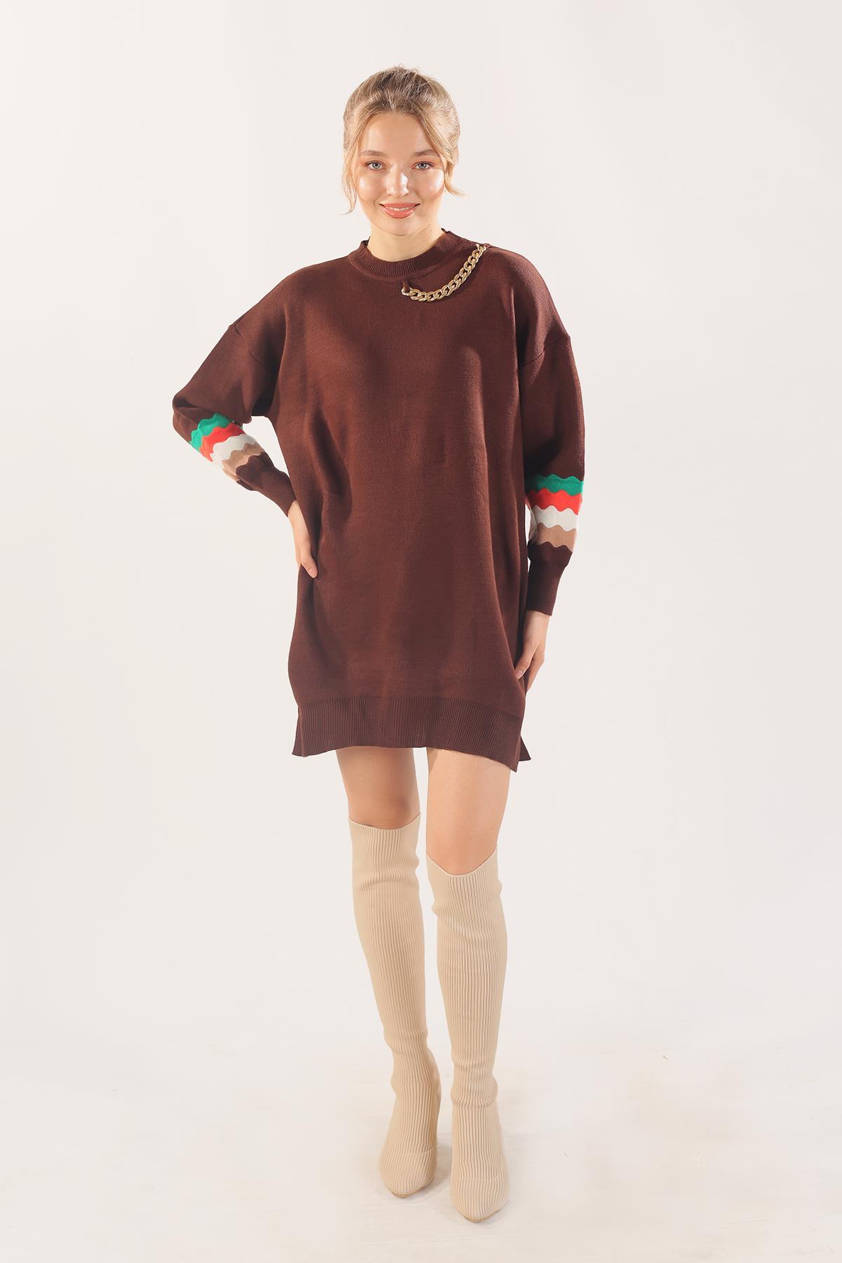 090 Kolye Detay Kol Renkli Tunik Acı Kahve - 2