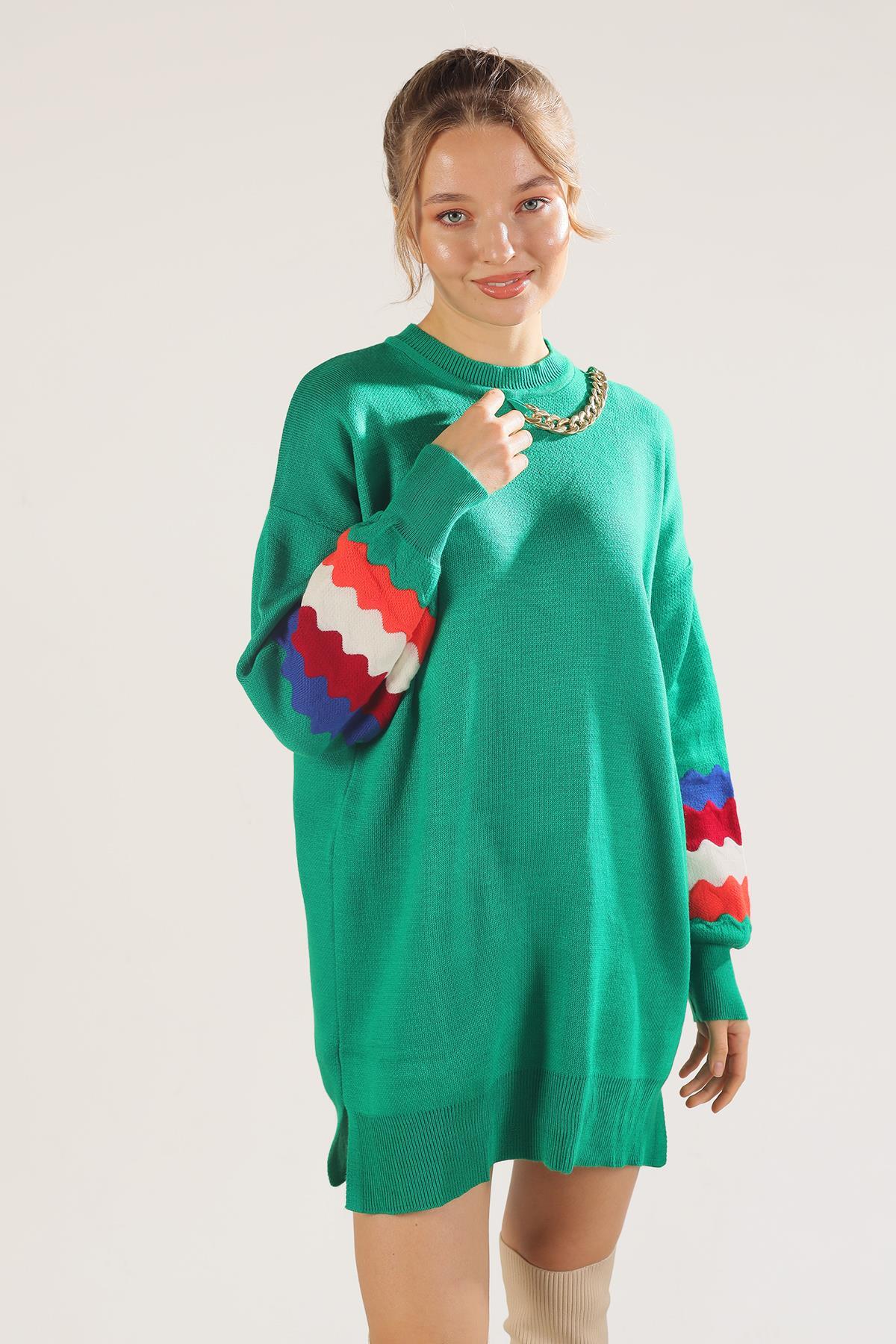 Benetton Yeşili Kolye Detay Kol Renkli Kazak 090 - 2