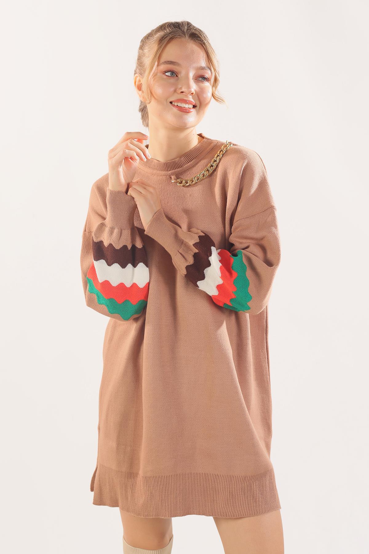 Bisküvi Kolye Detay Kol Renkli Kazak 090 