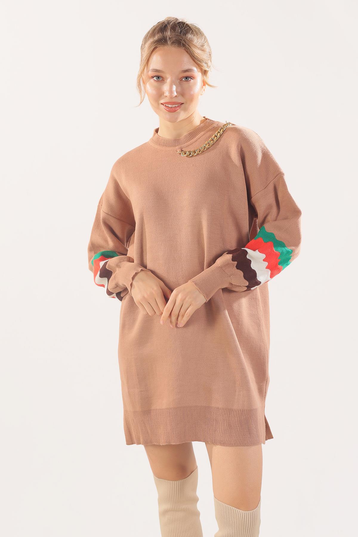 Bisküvi Kolye Detay Kol Renkli Kazak 090 - 2