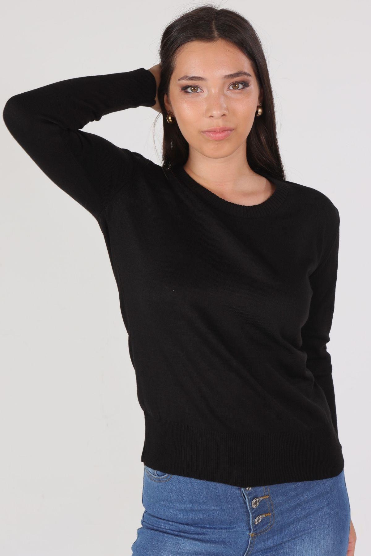 Siyah U Yaka Kazak 1000 - 2