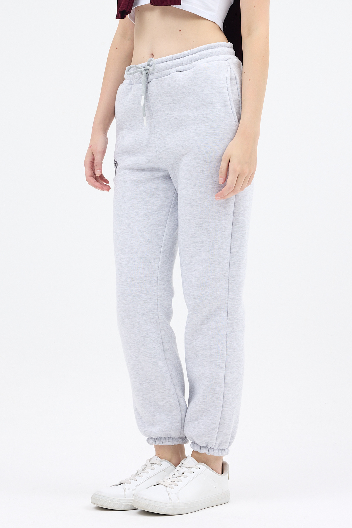 Karmelanj Yazı Nakışlı Kadın Jogger Eşofman Altı 9219M - 3