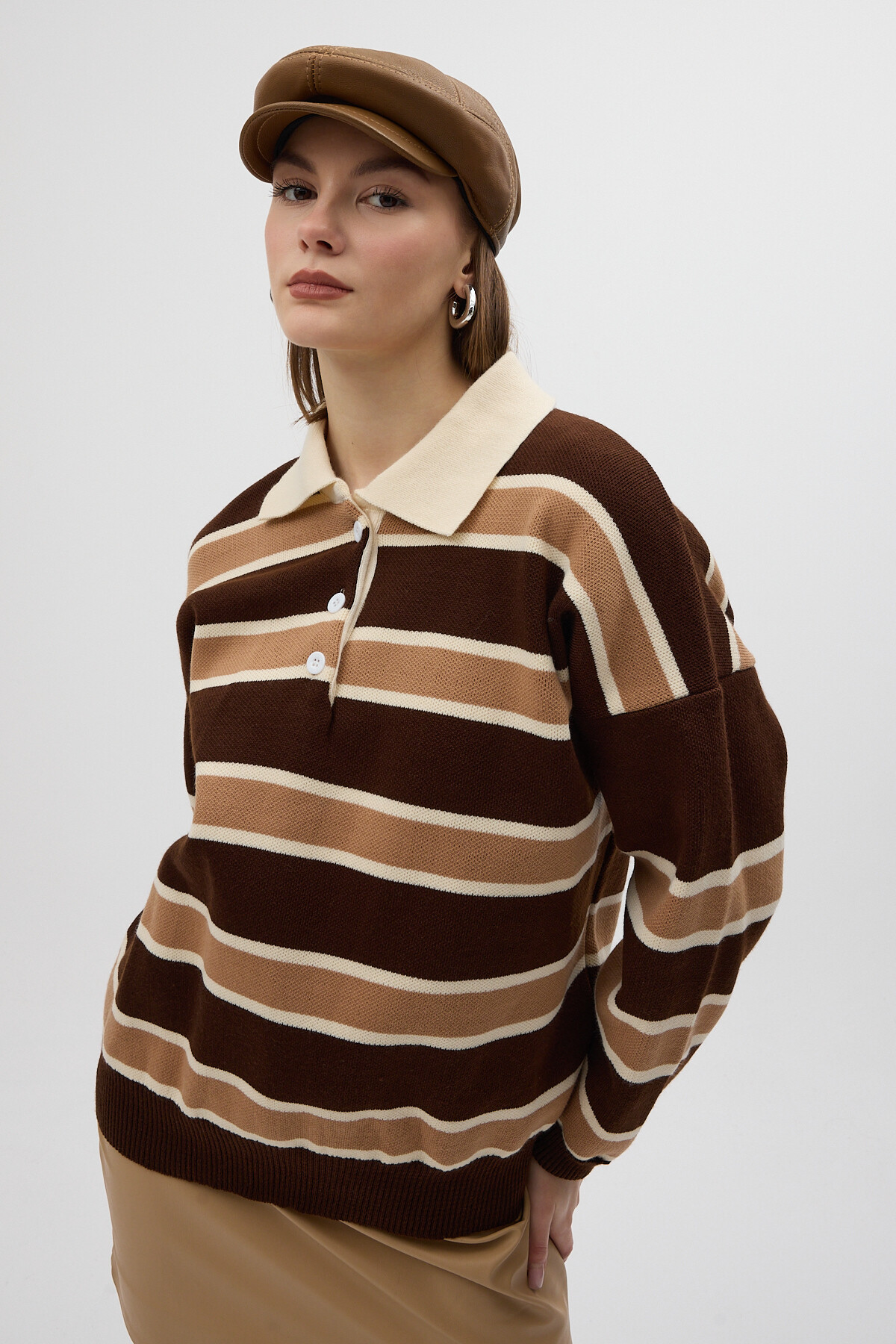 Kahve Çizgili Polo Yaka Kadın Kazak 1018 - 5