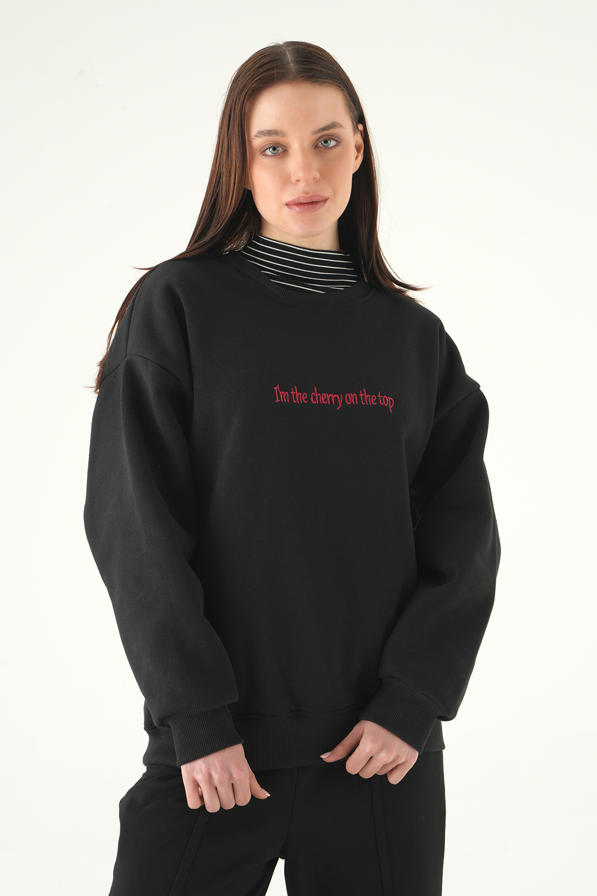 Cherry On Top Baskılı Sweat 1041 Siyah - RAYS