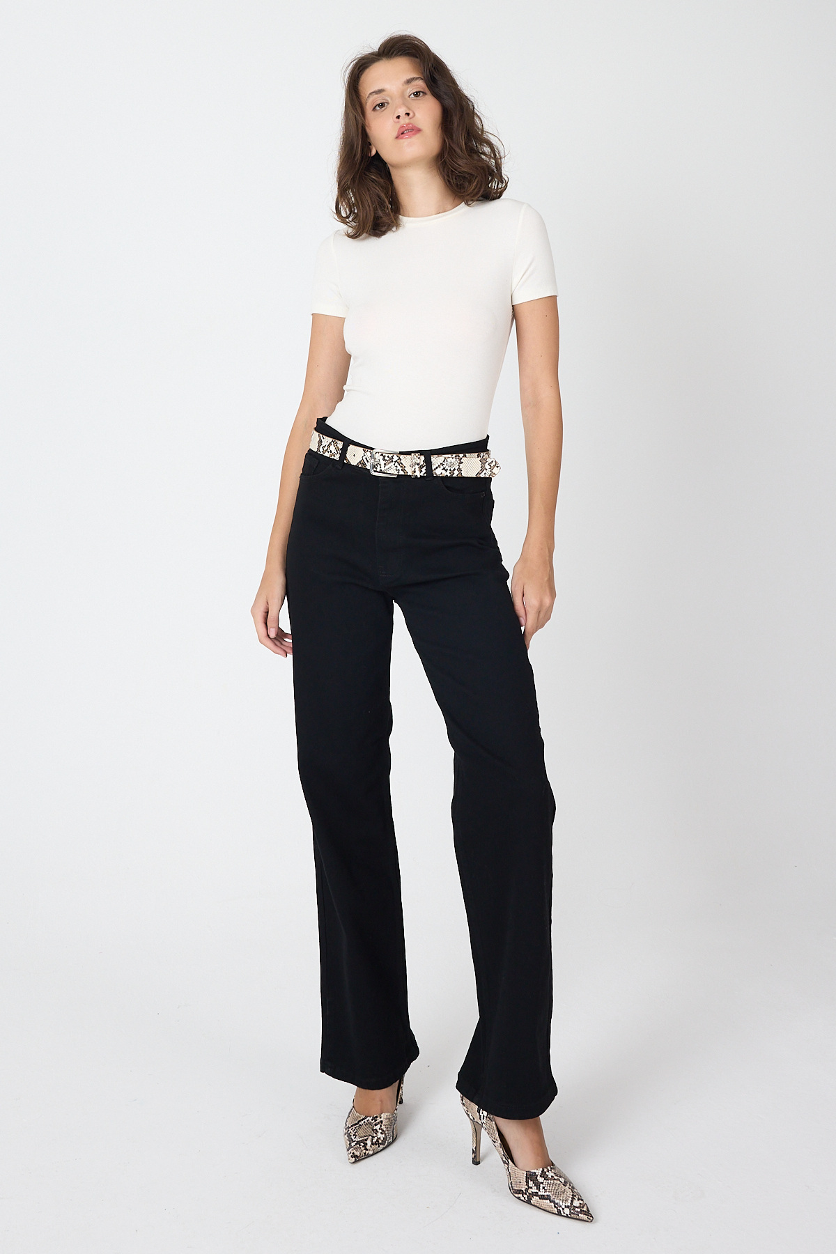 Siyah Yüksek Bel Bol Paça Kadın Jean 807 - 1