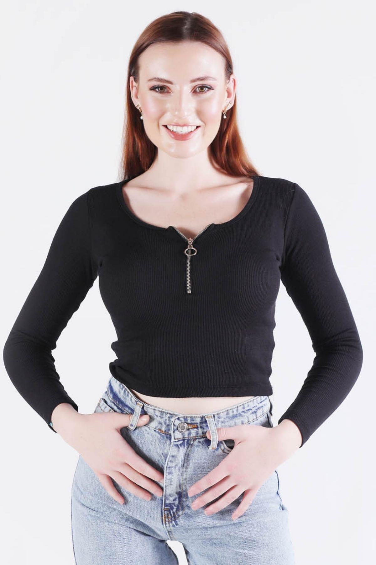 Siyah Yaka Fermuarlı Bluz 1057 - 1