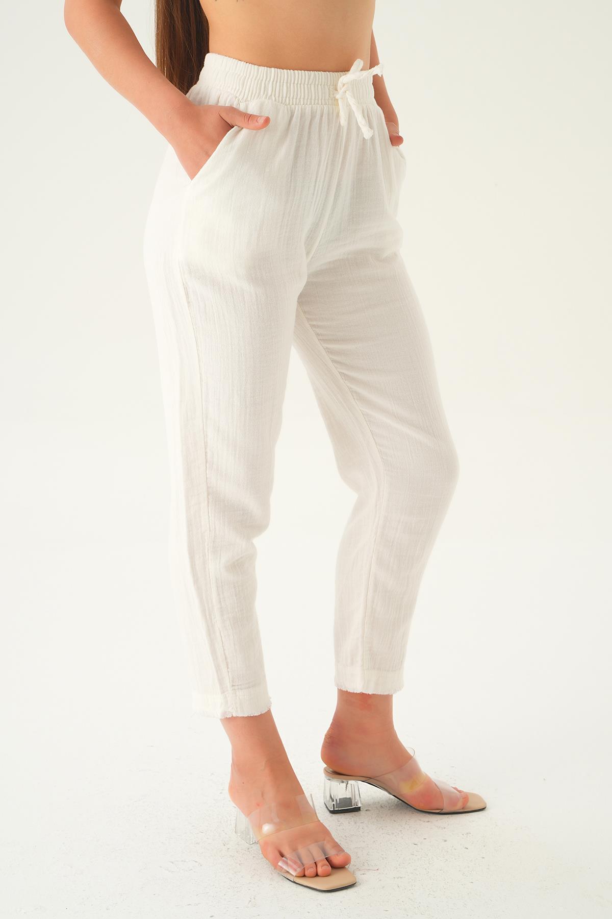 Beyaz Bağcıklı Cepli Pantolon 1067 - 4