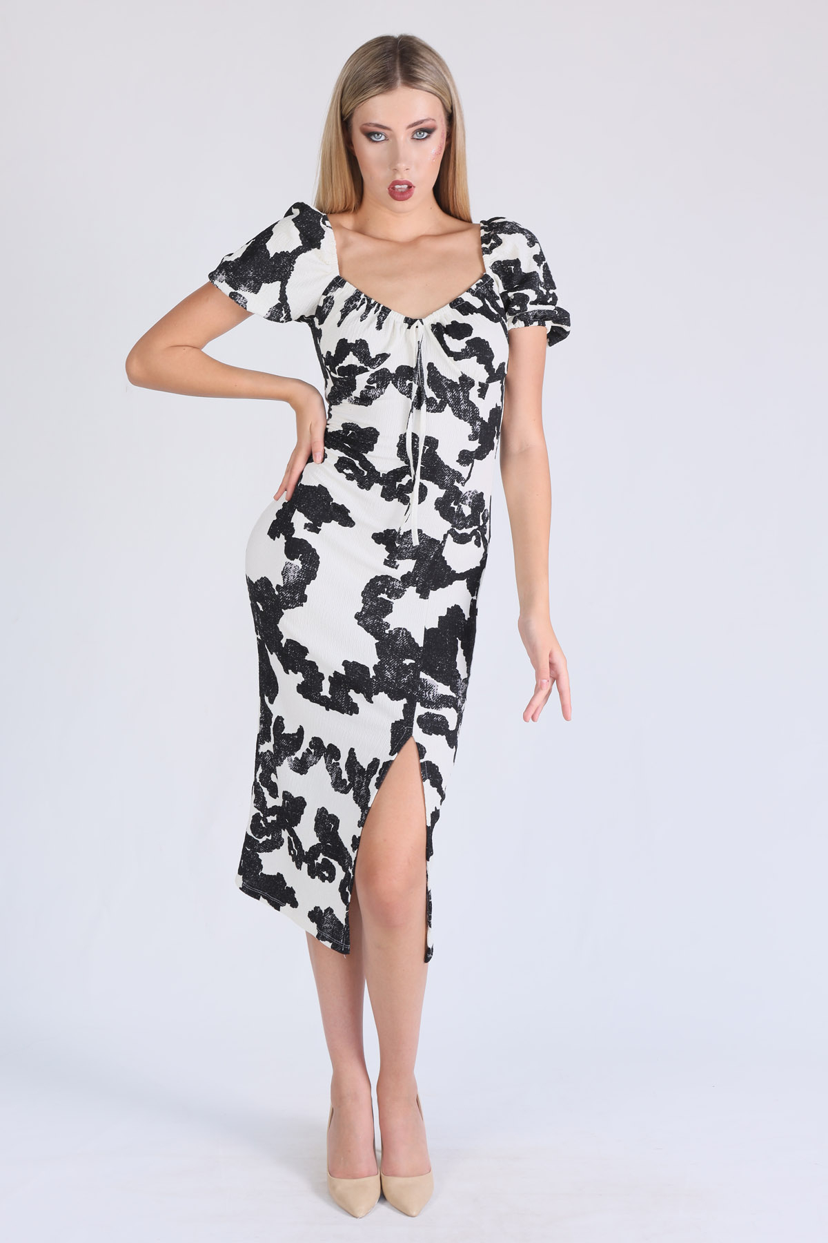 10765 Desenli Yırtmaçlı Elbise Siyah 