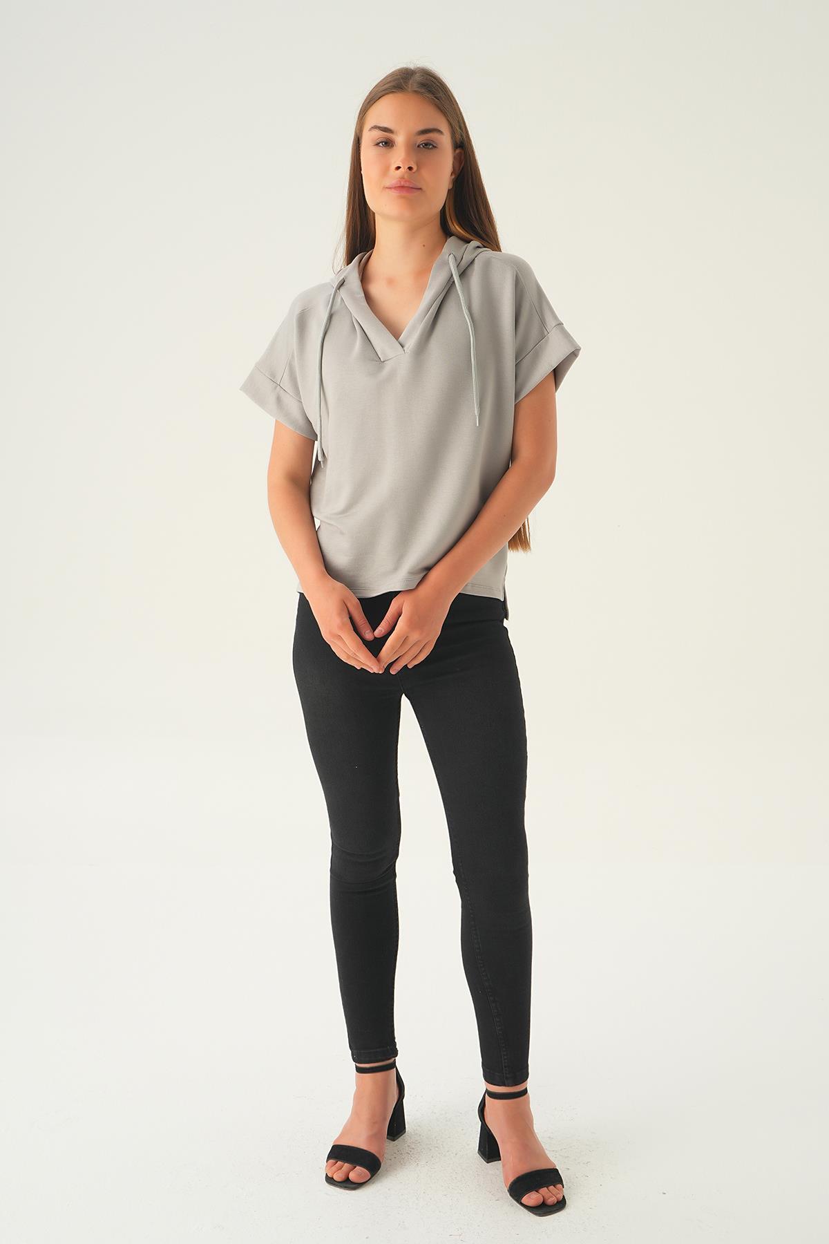 1112 Kapüşonlu Kısa Kol Tişört Gri - 3