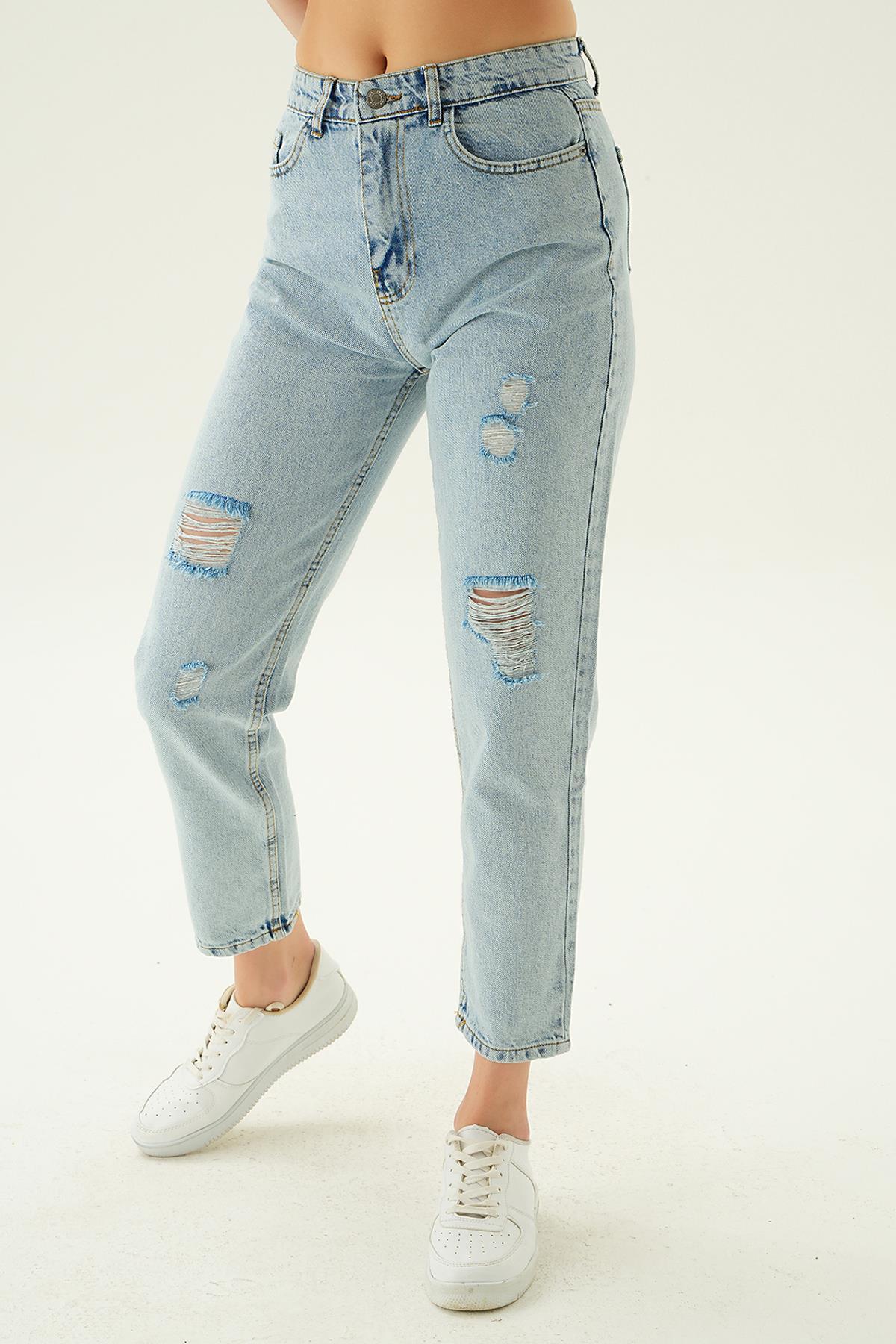 Buz Yırtık Detaylı Mom Jean 11123 - 2