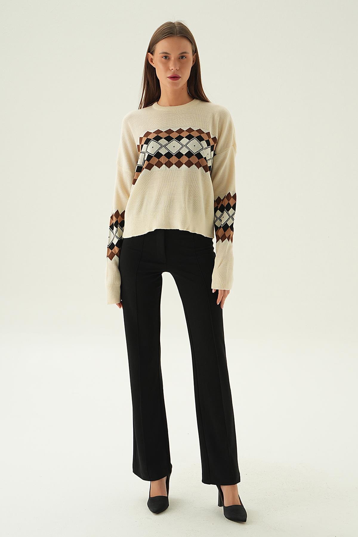 1333 Desenli Bisiklet Yaka Kazak Bej - 2