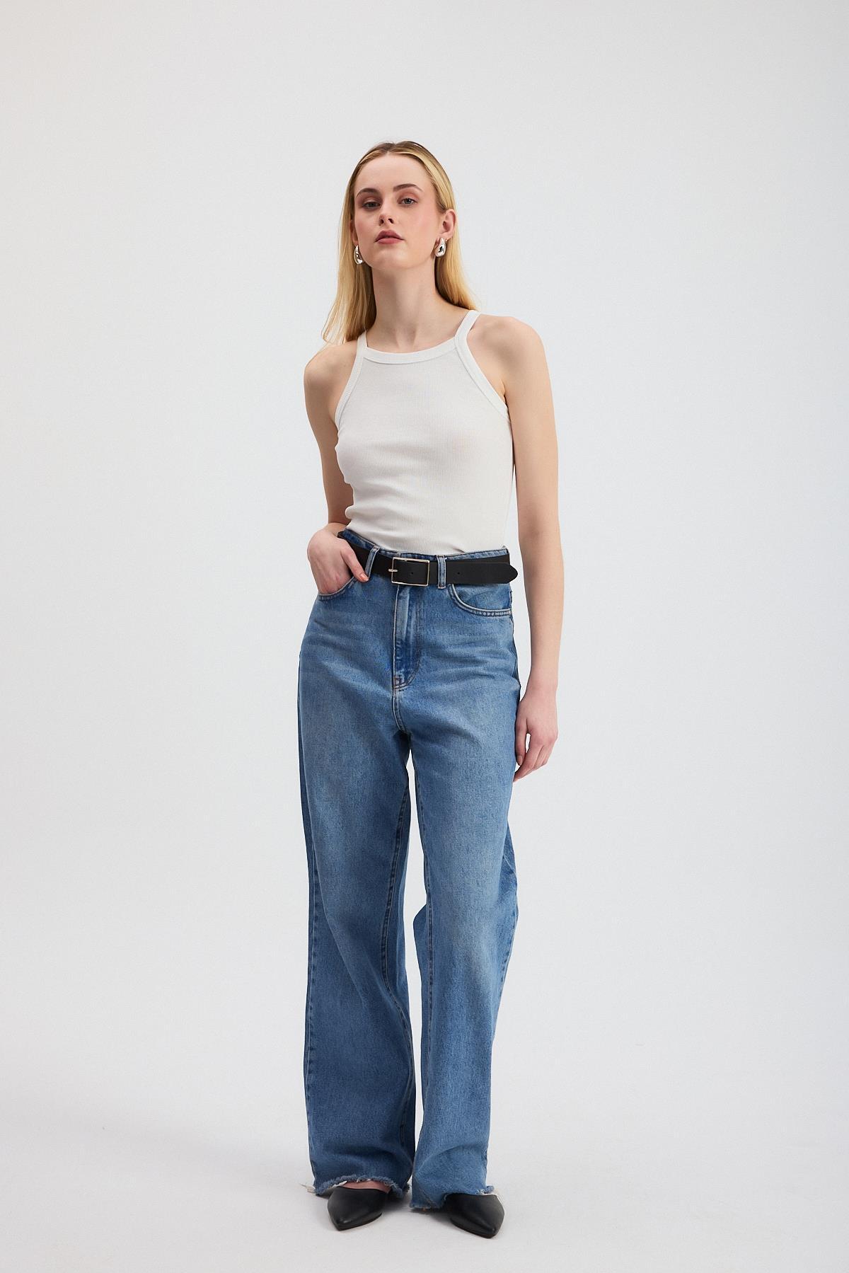 Beyaz -1121 Sıfır Kol Fitilli Halter Yaka Basic Atlet - RAYS