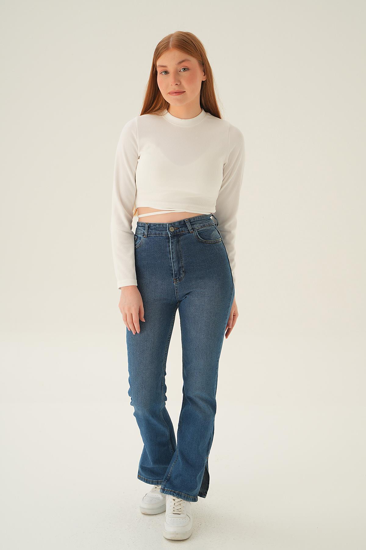 12042 Paça Yırtmaç Detay Jean Mavi 