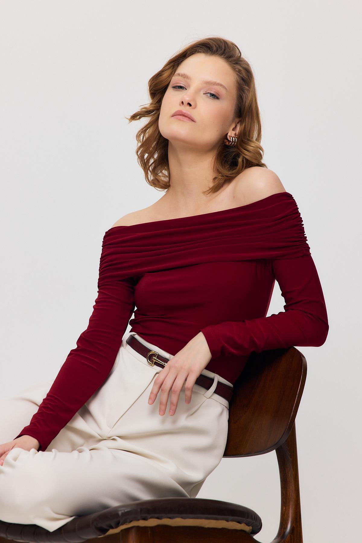 Bordo Madonna Yaka Büzgülü Bluz 12222 