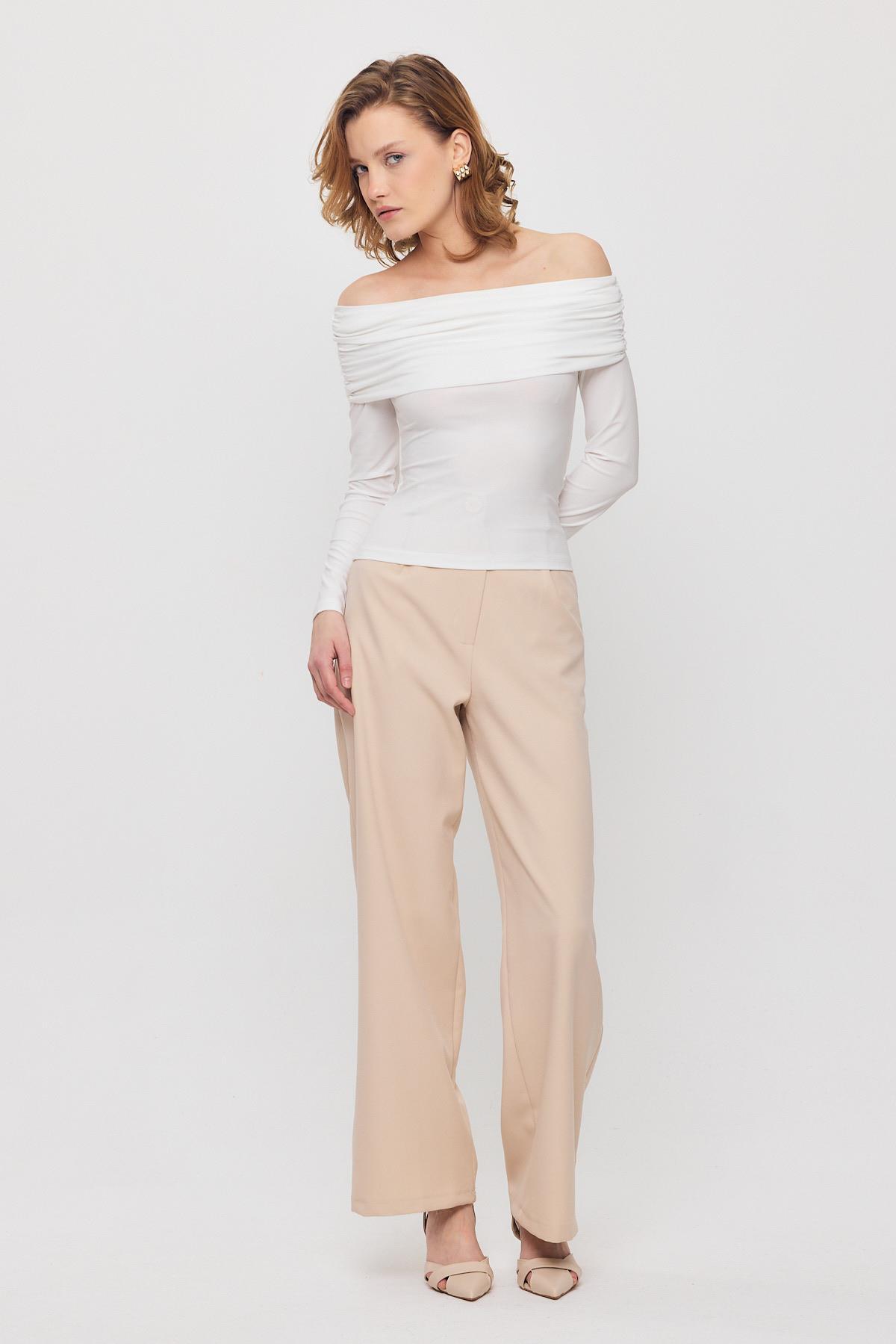 12222 Madonna Yaka Büzgülü Bluz Ekru - 7