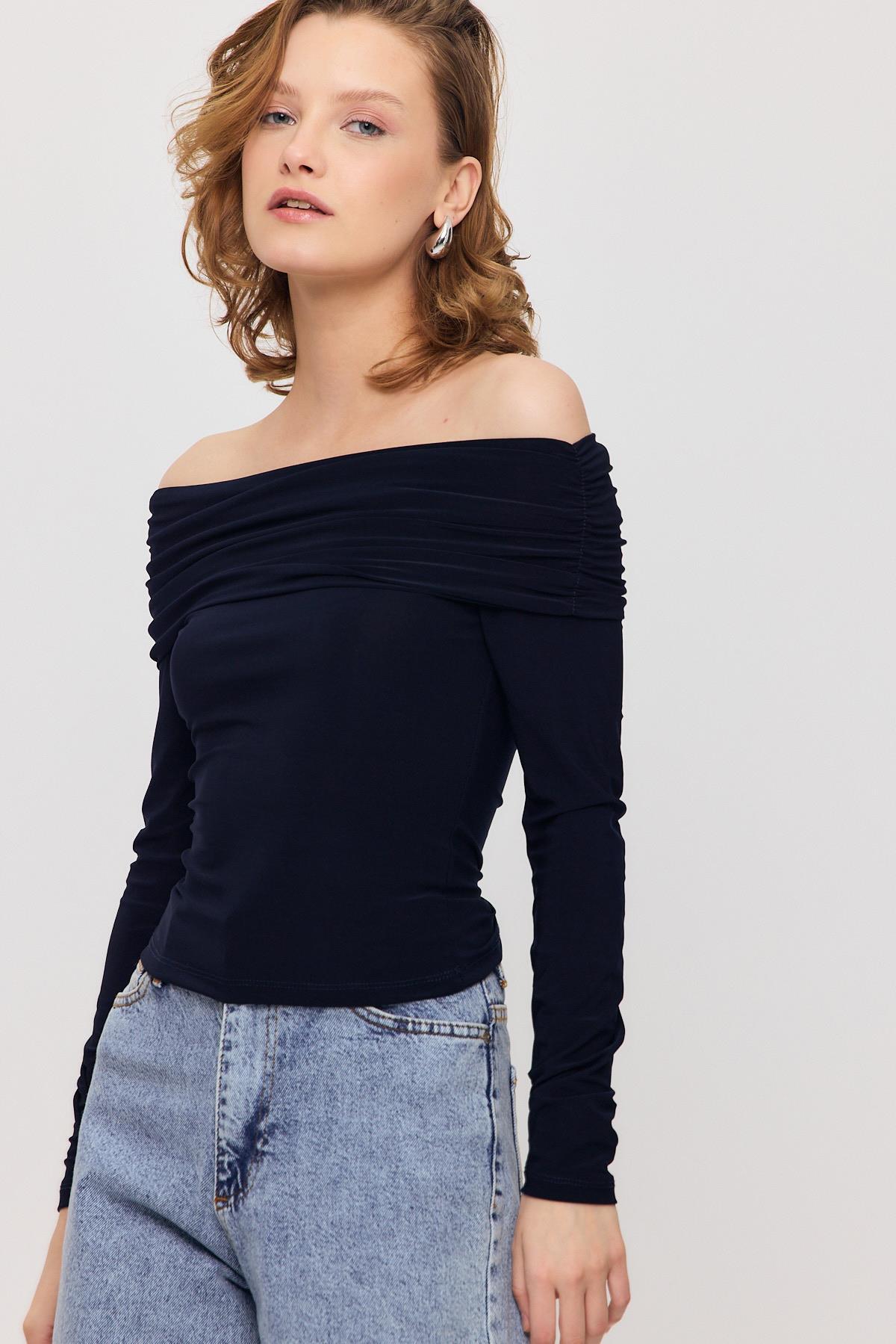 12222 Madonna Yaka Büzgülü Bluz Laci - 4