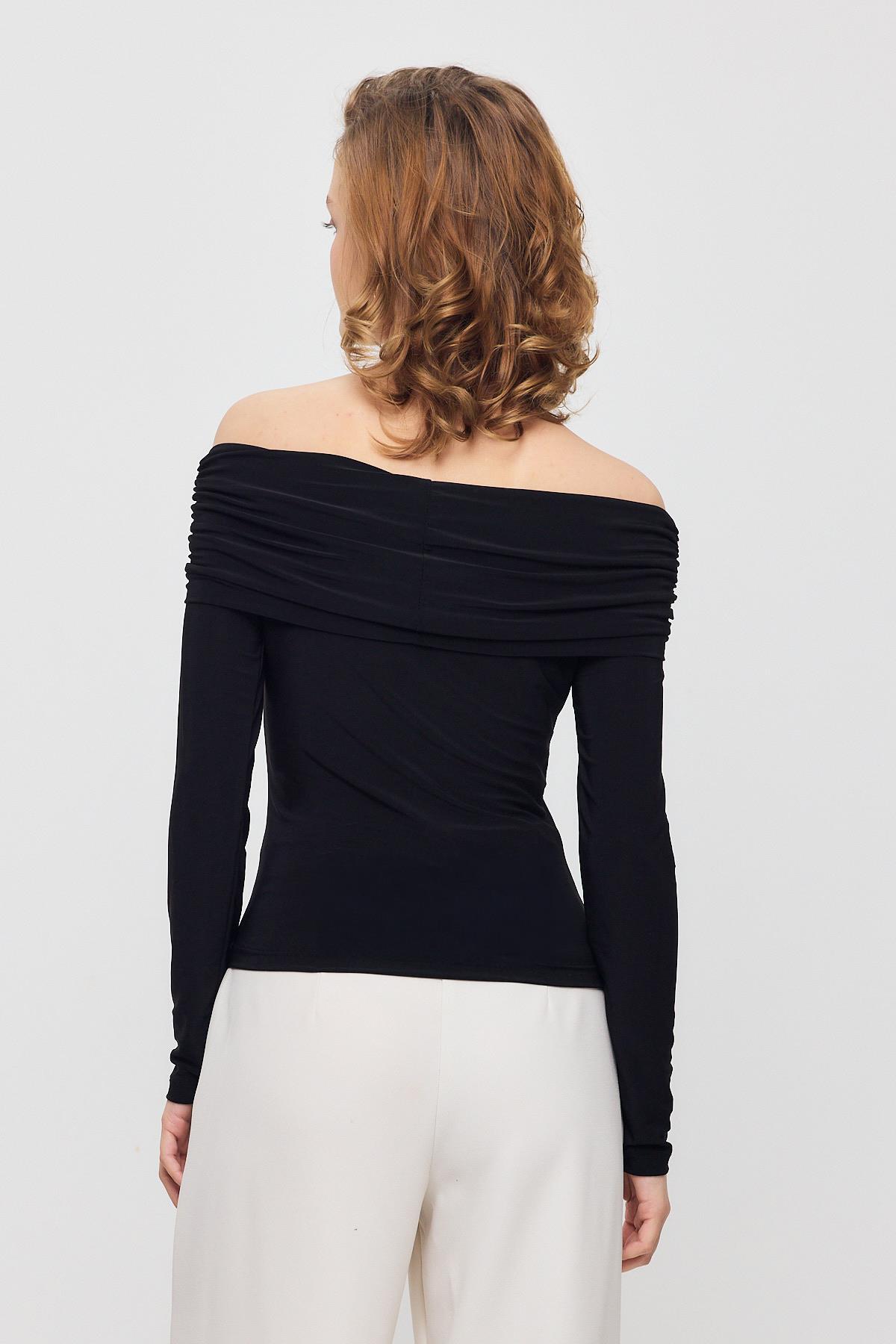 Siyah Madonna Yaka Büzgülü Bluz 12222 - 5