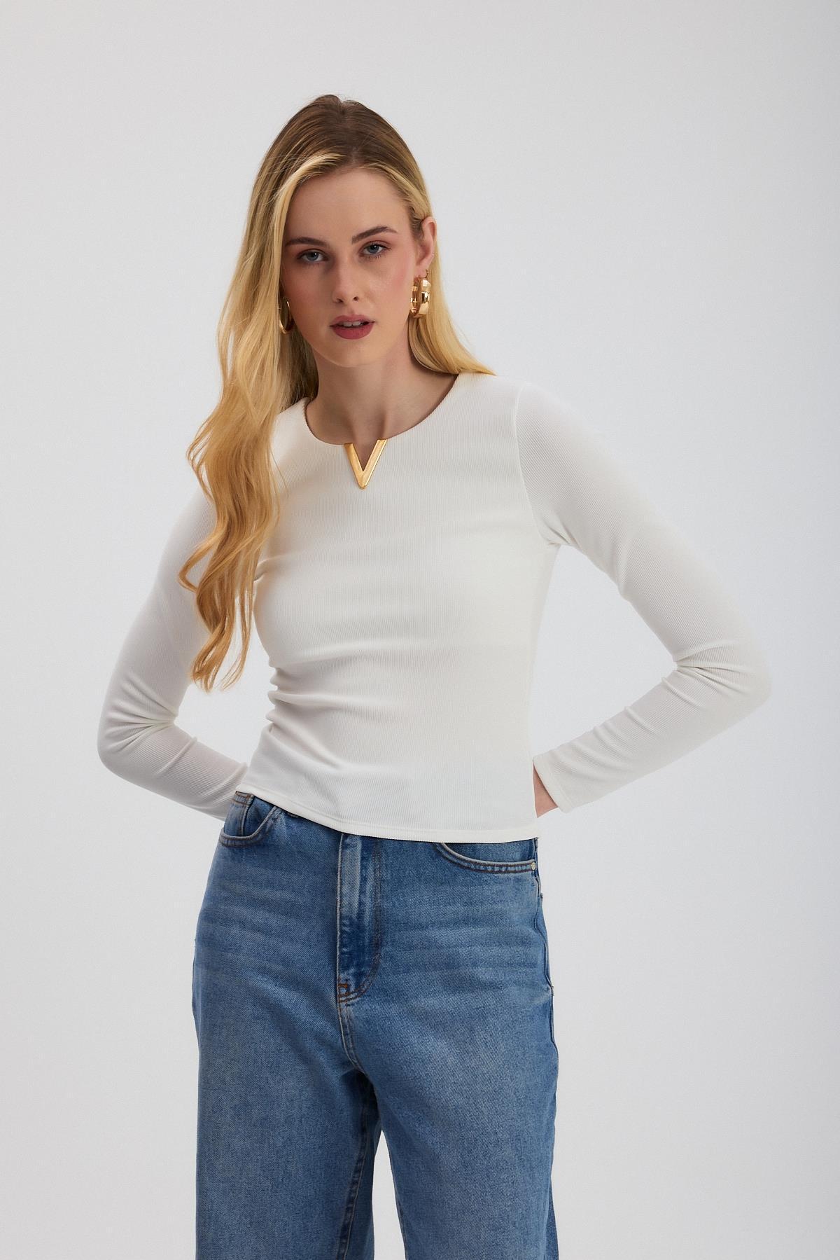 Ekru Yaka V Demir Bluz 13084 - 1