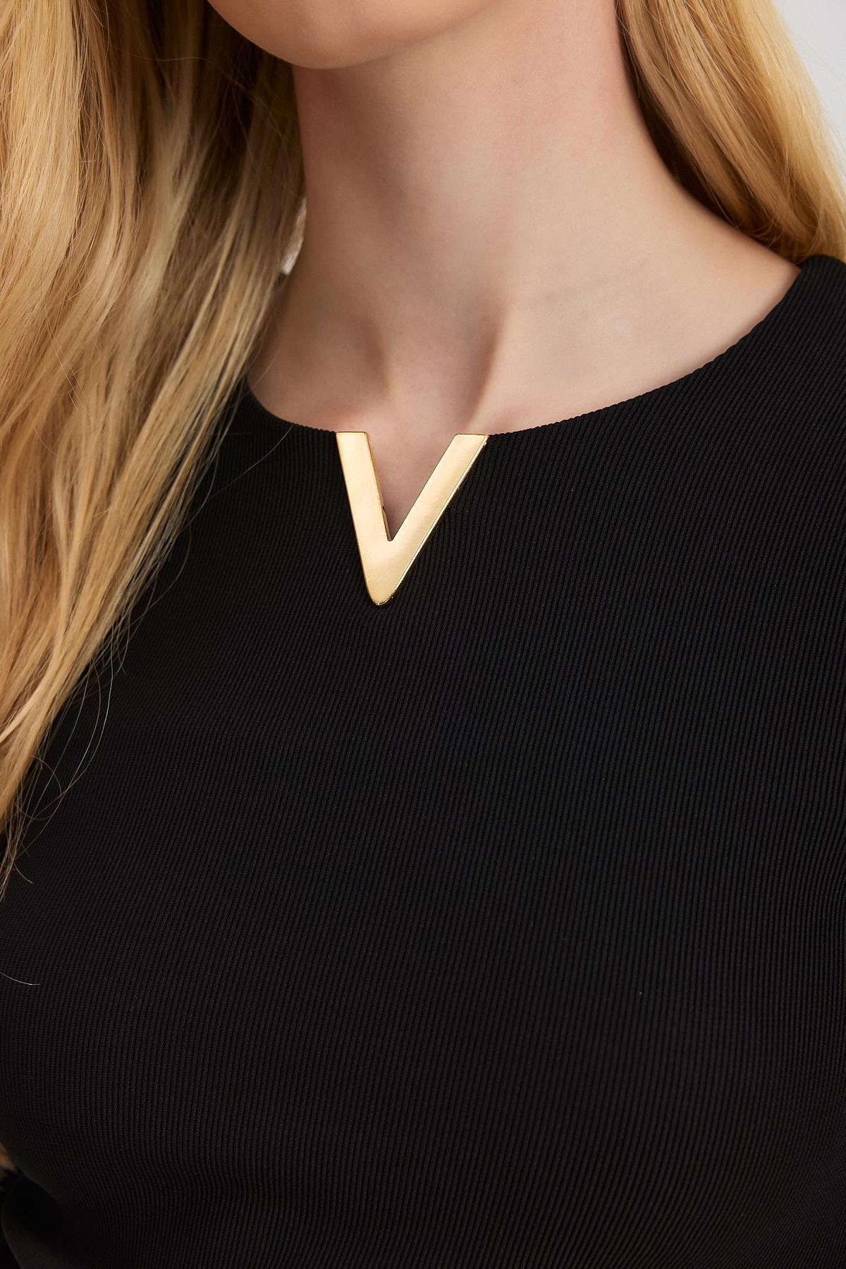 13084 Yaka V Demir Bluz Siyah - 4