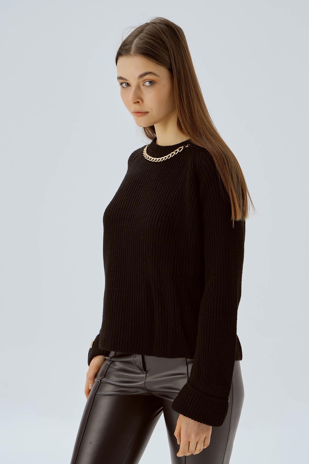 Siyah Kolyeli Kazak 1313 - 4