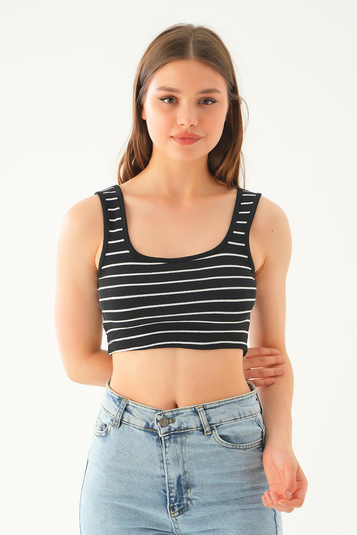 Siyah-Beyaz Çizgili Kare Atlet 1317 - 3