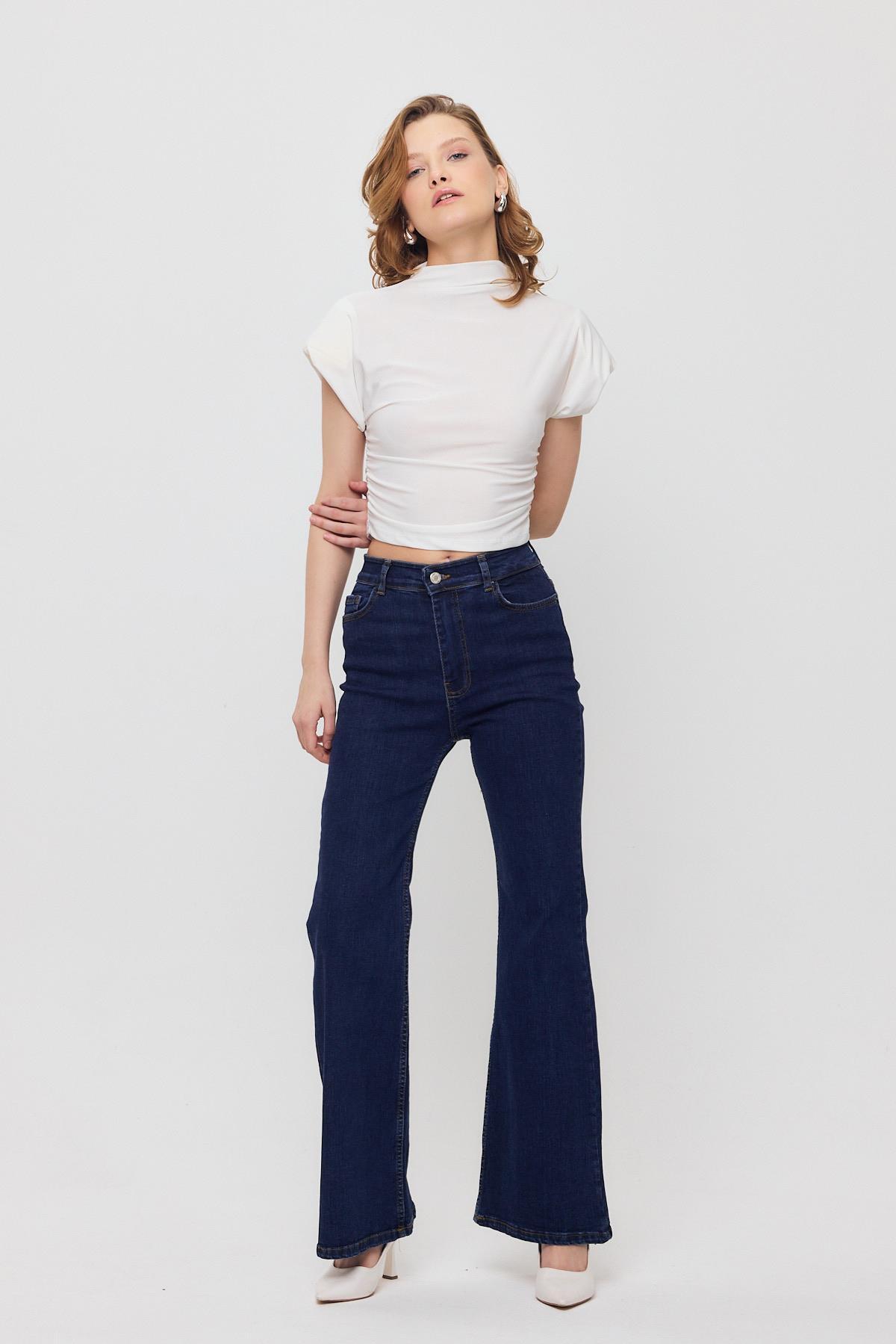 13185 Vatkalı Drapeli Kısa Kollu Bluz Ekru - RAYS