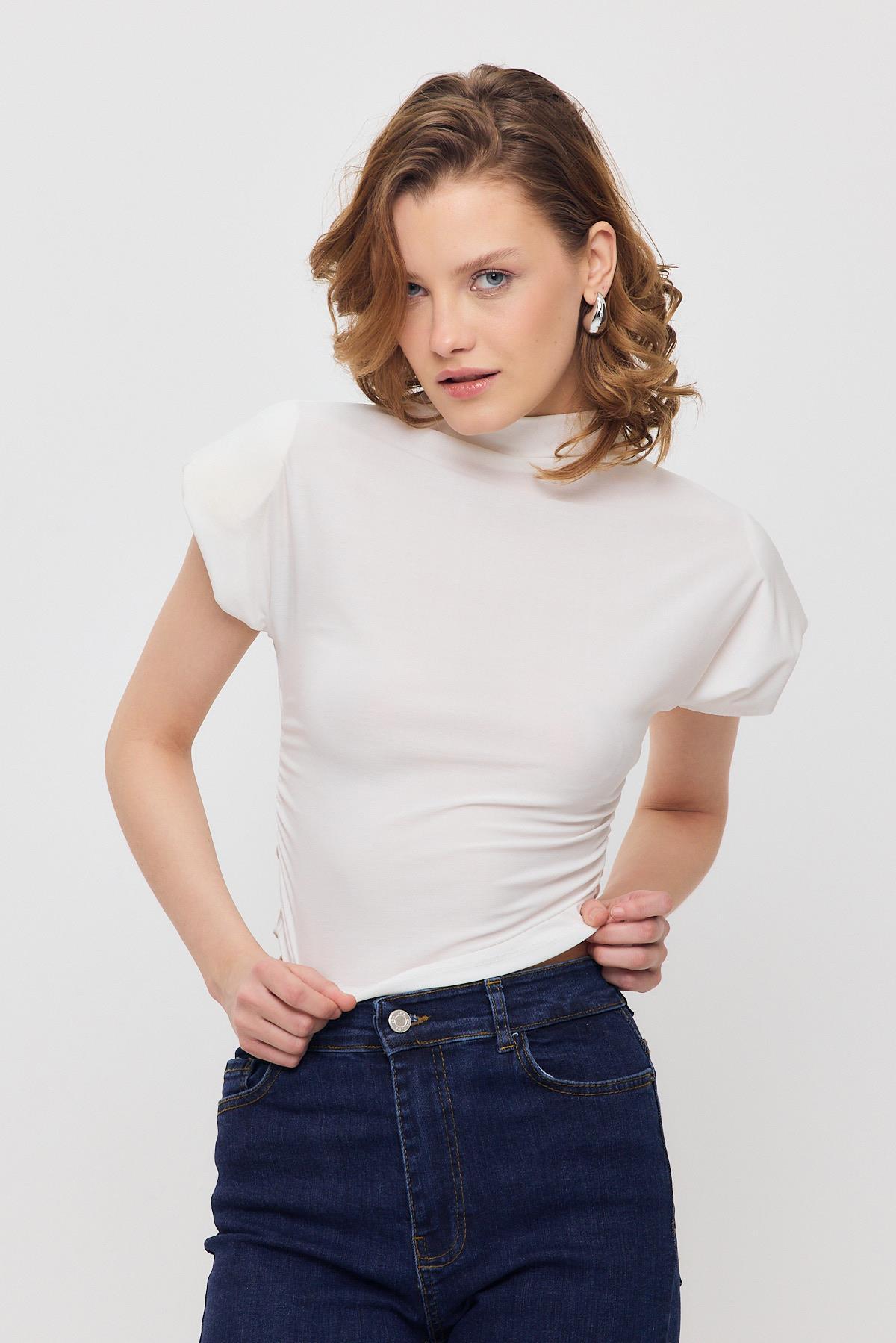 Ekru Vatkalı Kısa Bluz 13185 - 6