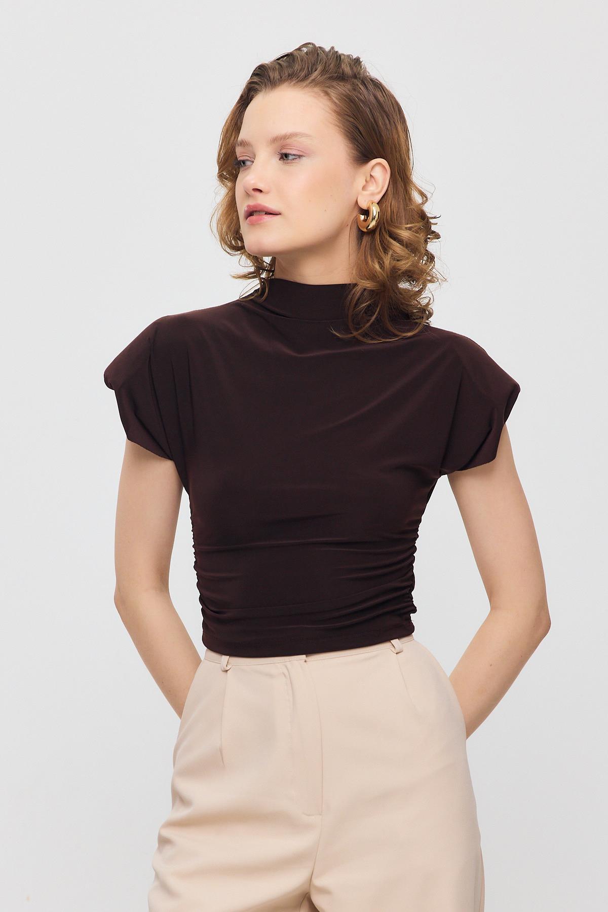 Kahve Vatkalı Kısa Bluz 13185 - 7