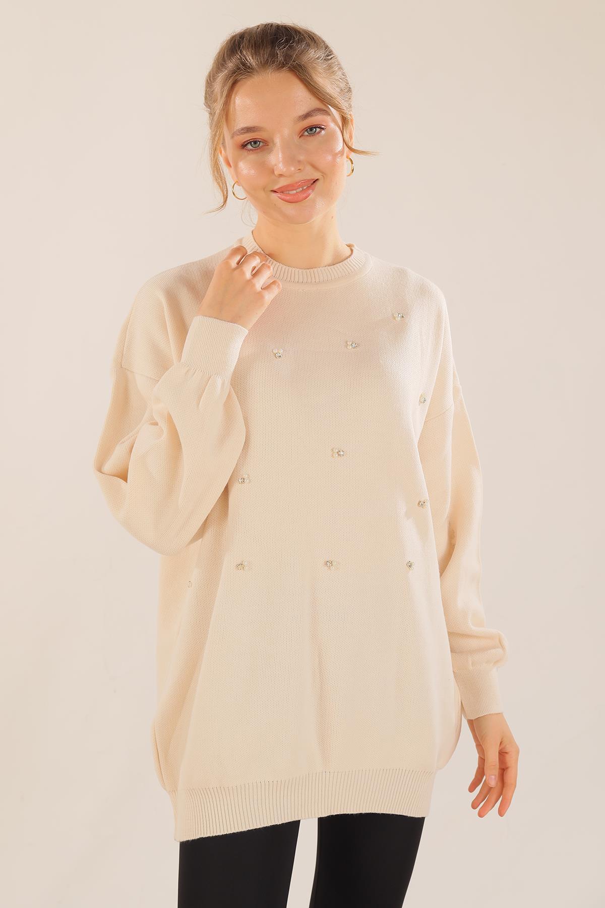 1335 Boncuk İşlemeli Balon Kol Kazak Bej - 3