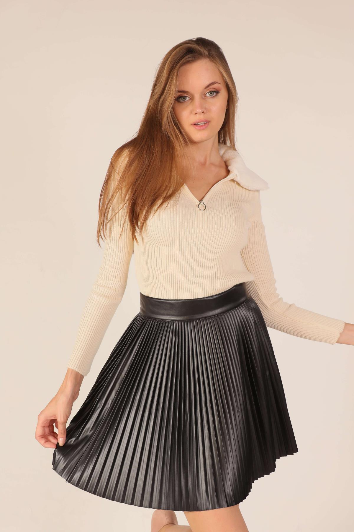 Siyah Pliseli Deri Etek 1335 - 1