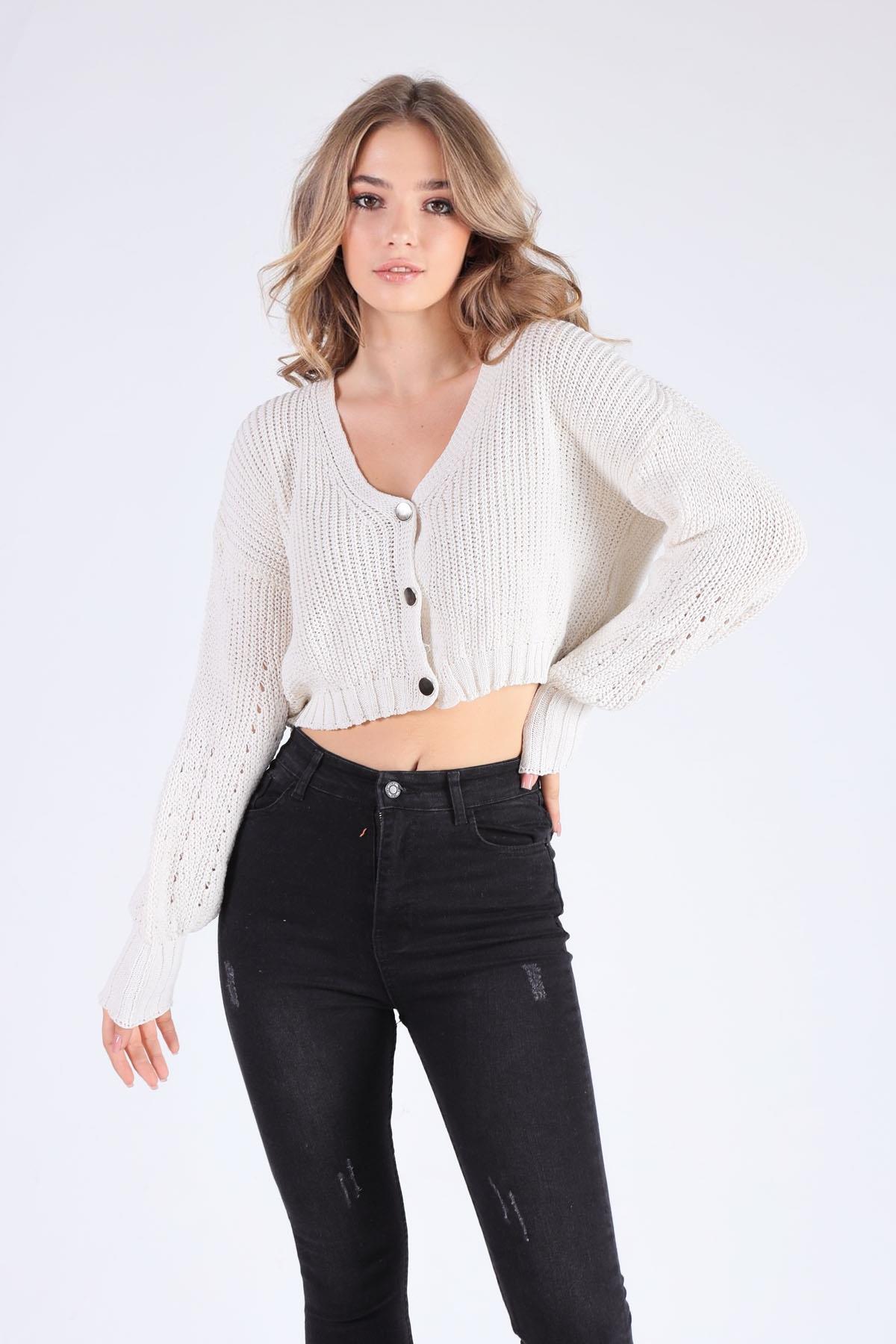 Ekru Kısa Düğmeli Hırka 1368 