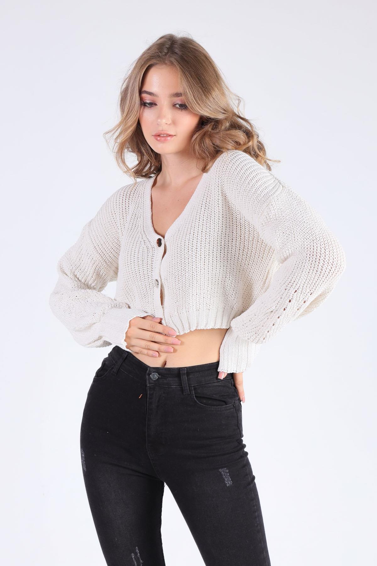 Ekru Kısa Düğmeli Hırka 1368 - 2