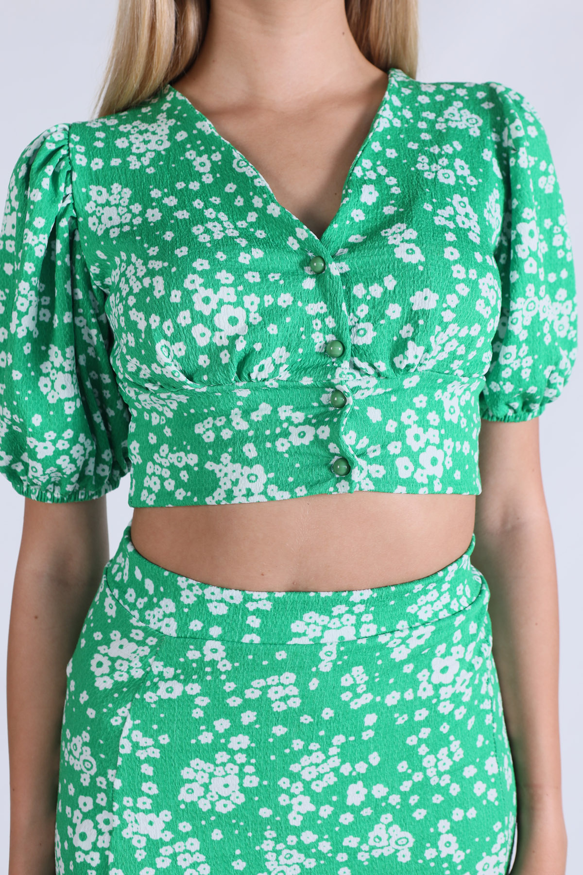 1374 Önü Düğmeli Yırtmaçlı Desenli Takım Benetton Yeşili - 2