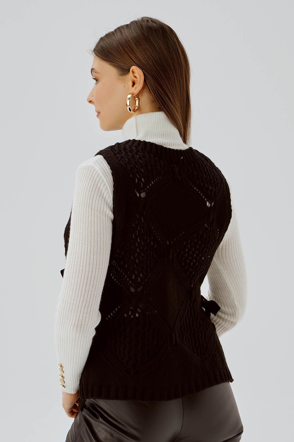 1381 Yan Bağlama Detay Süveter Siyah - 5