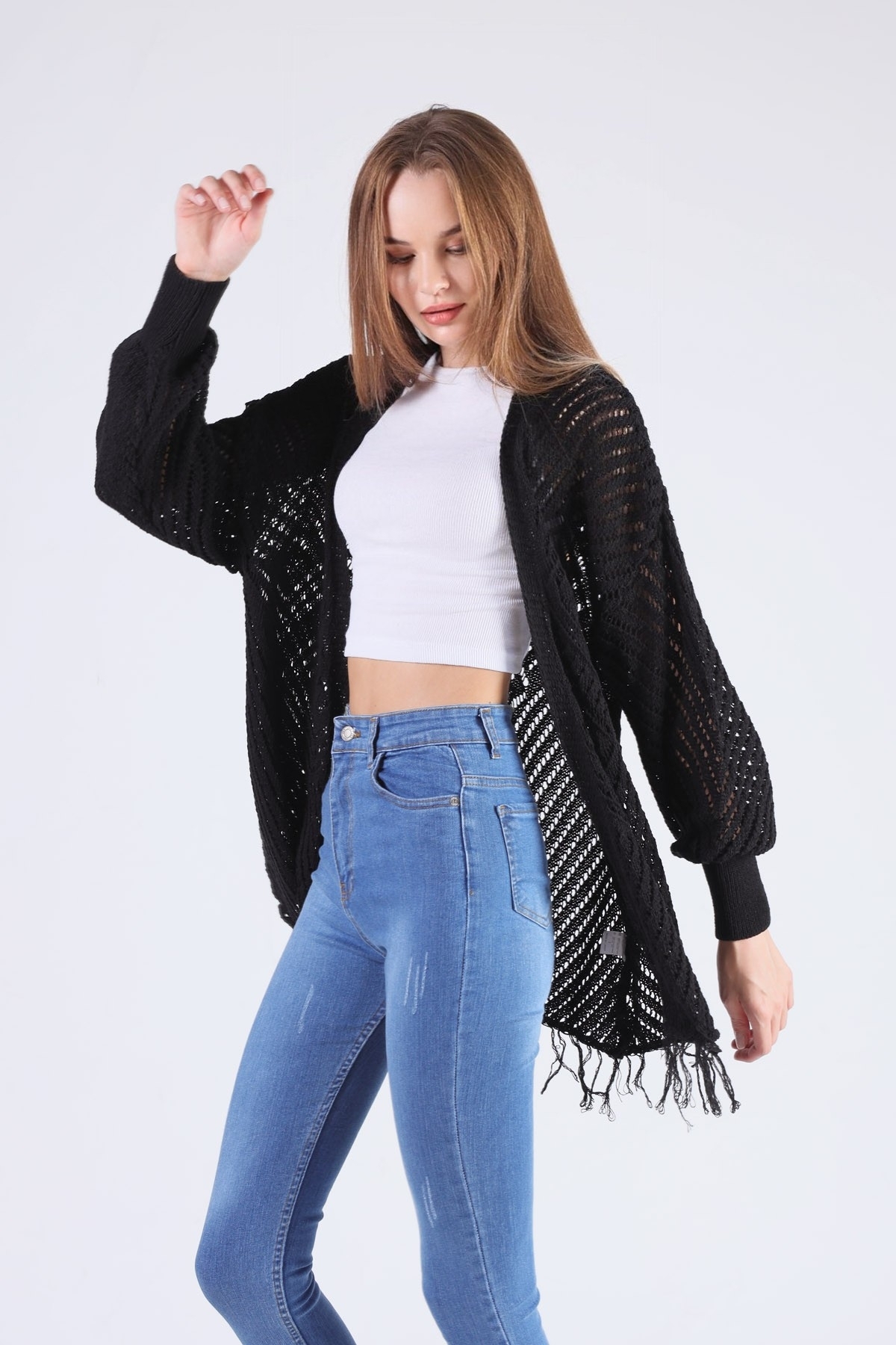 Siyah Kelebek Desen Püsküllü Hırka 1393 - 4