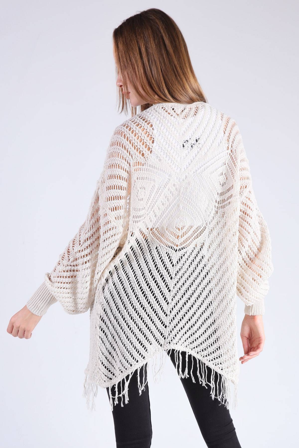 Taş Kelebek Desen Püsküllü Hırka 1393 - 5