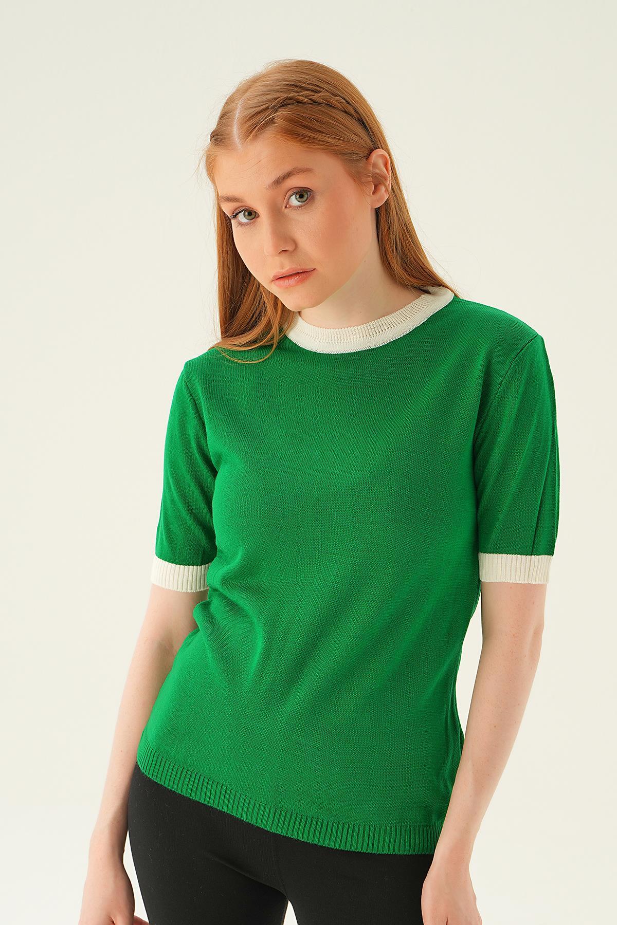 1442 Yaka ve Kol Çizgi Tişört Benetton Yeşili - 2