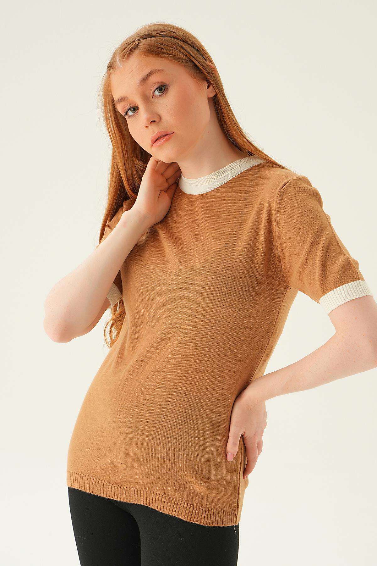1442 Yaka ve Kol Çizgi Tişört Camel - 2