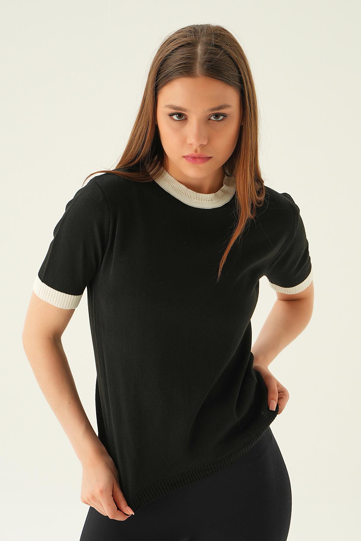 1442 Yaka ve Kol Çizgi Tişört Siyah 