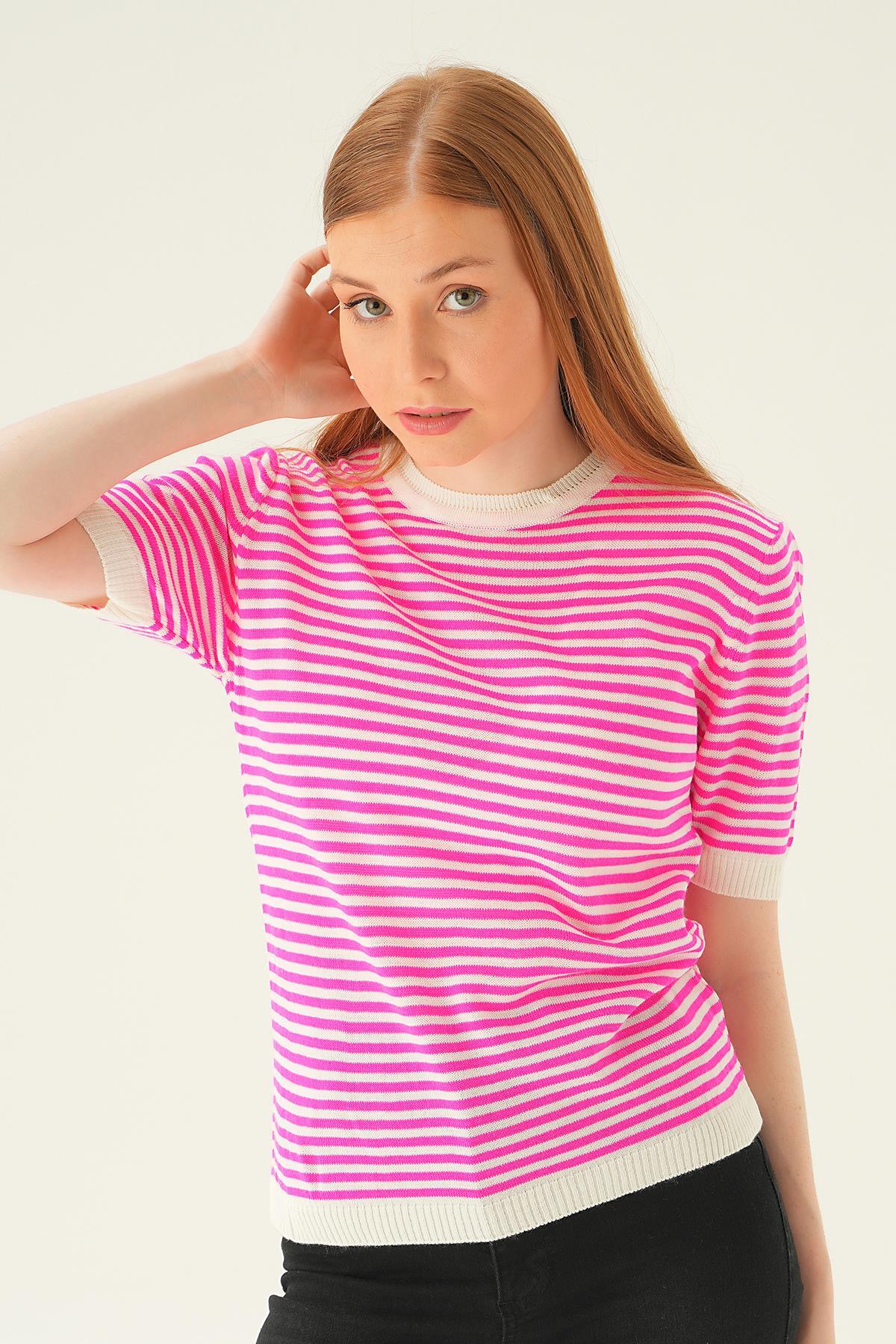 1443 Çizgili Tişört Fuşya - 4